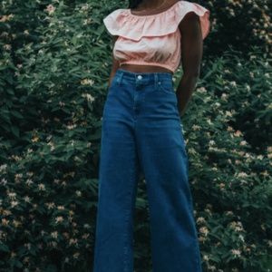 Iris Denim Edge of Seventeen Jeans Size 25 in Blue